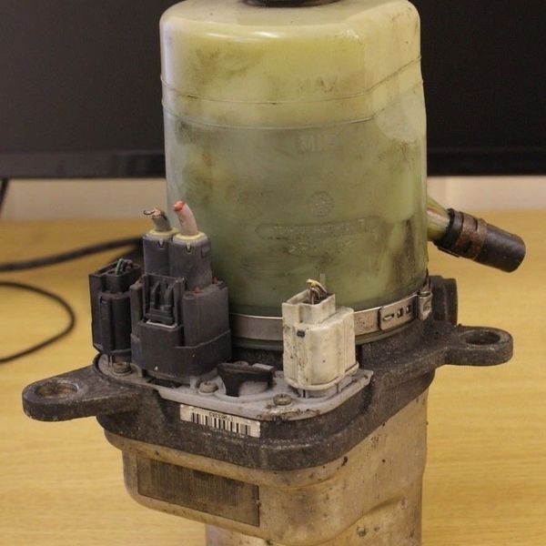 2007 Ford Focus Power Steering Pump