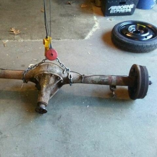 2000 Toyota 4Runner Rear Axle Assembly