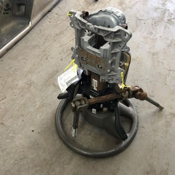 2007 Audi Q7 Steering Column