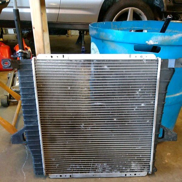 2000 Ford Ranger Radiator