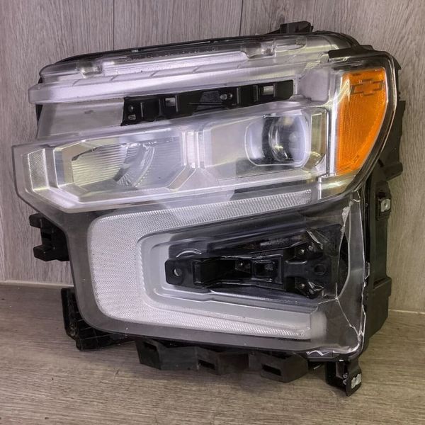 Used 2022 Chevrolet Silverado 1500 LH Driver Side Headlight at BackToRoad Auto Parts