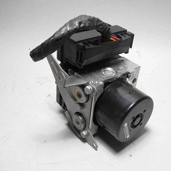 Used 2008 BMW 3 Series E90 ABS Module at BackToRoad Auto Parts