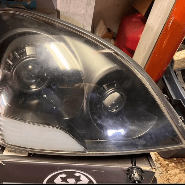 Used 2002 Lexus Headlight Assembly at BackToRoad Auto Parts