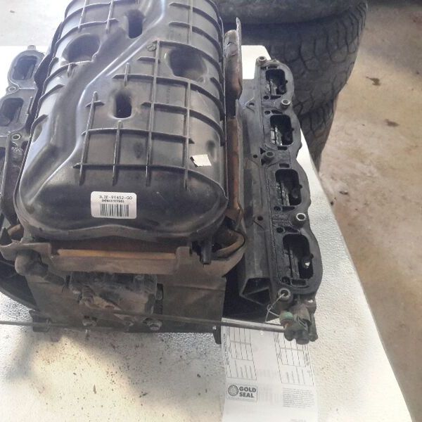 1987 F150 Pickup Intake Manifold