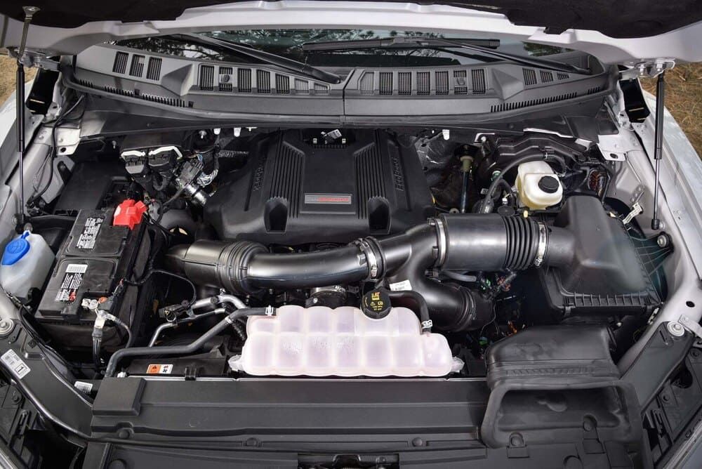 Ford F150 truck fitted with used engine from BackToRoad Auto Parts