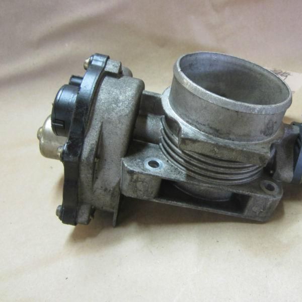 2007 Cadillac Escalade Throttle Body