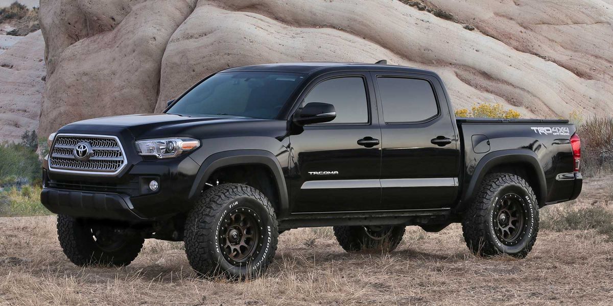 toyota tacoma installed with used tacoma parts from BackToRoad Auto Parts